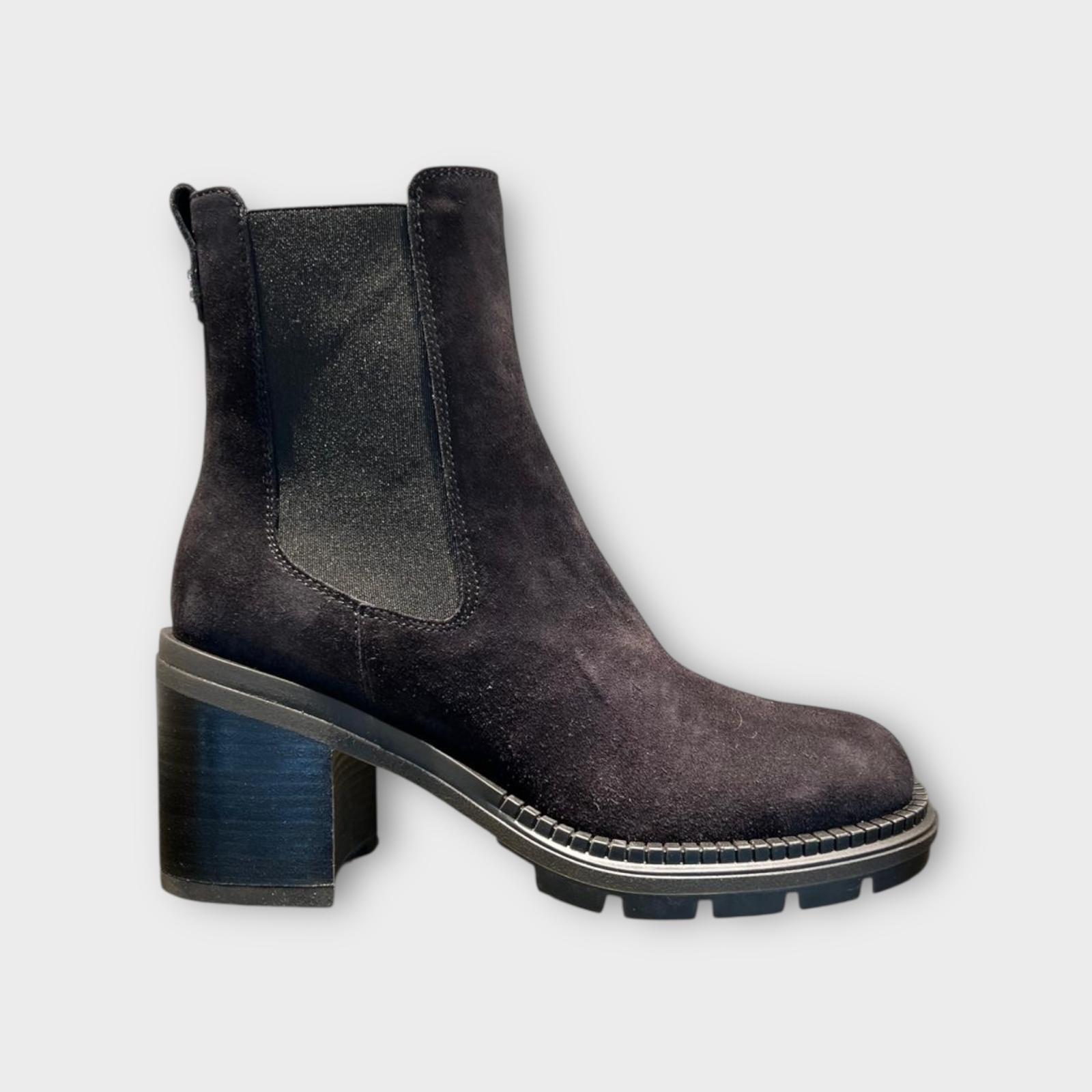 Casadei Chelsea Boots Concept Black